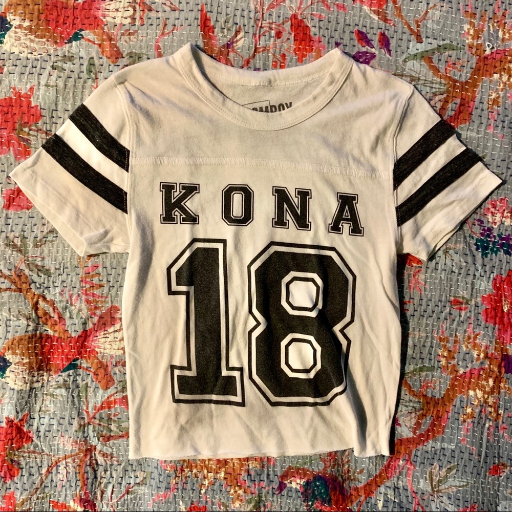 Tomboy Bombshell Kona Jersey Shirt (Cropped)